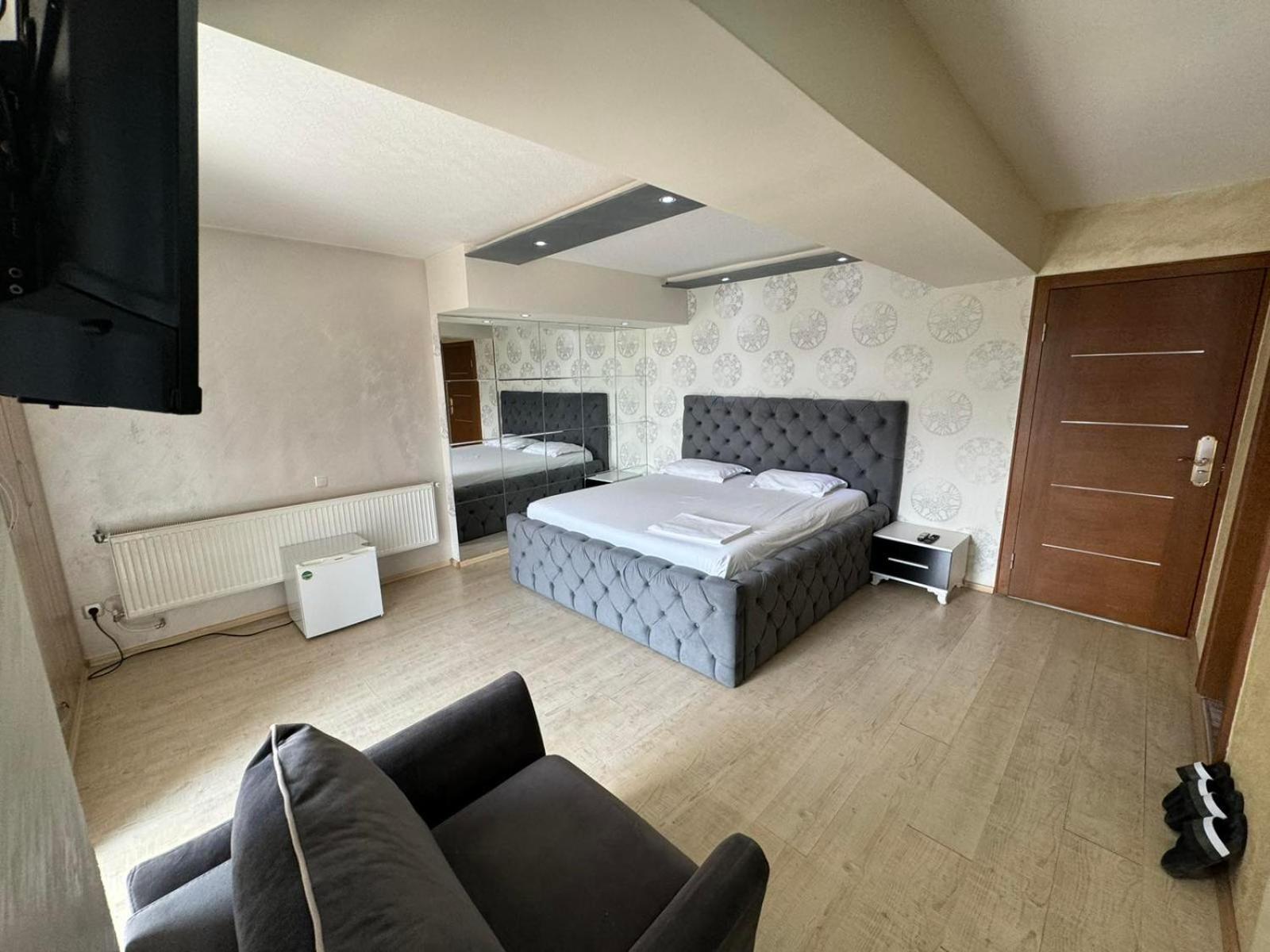 Hotel Pashtriku Gjakova Luaran gambar