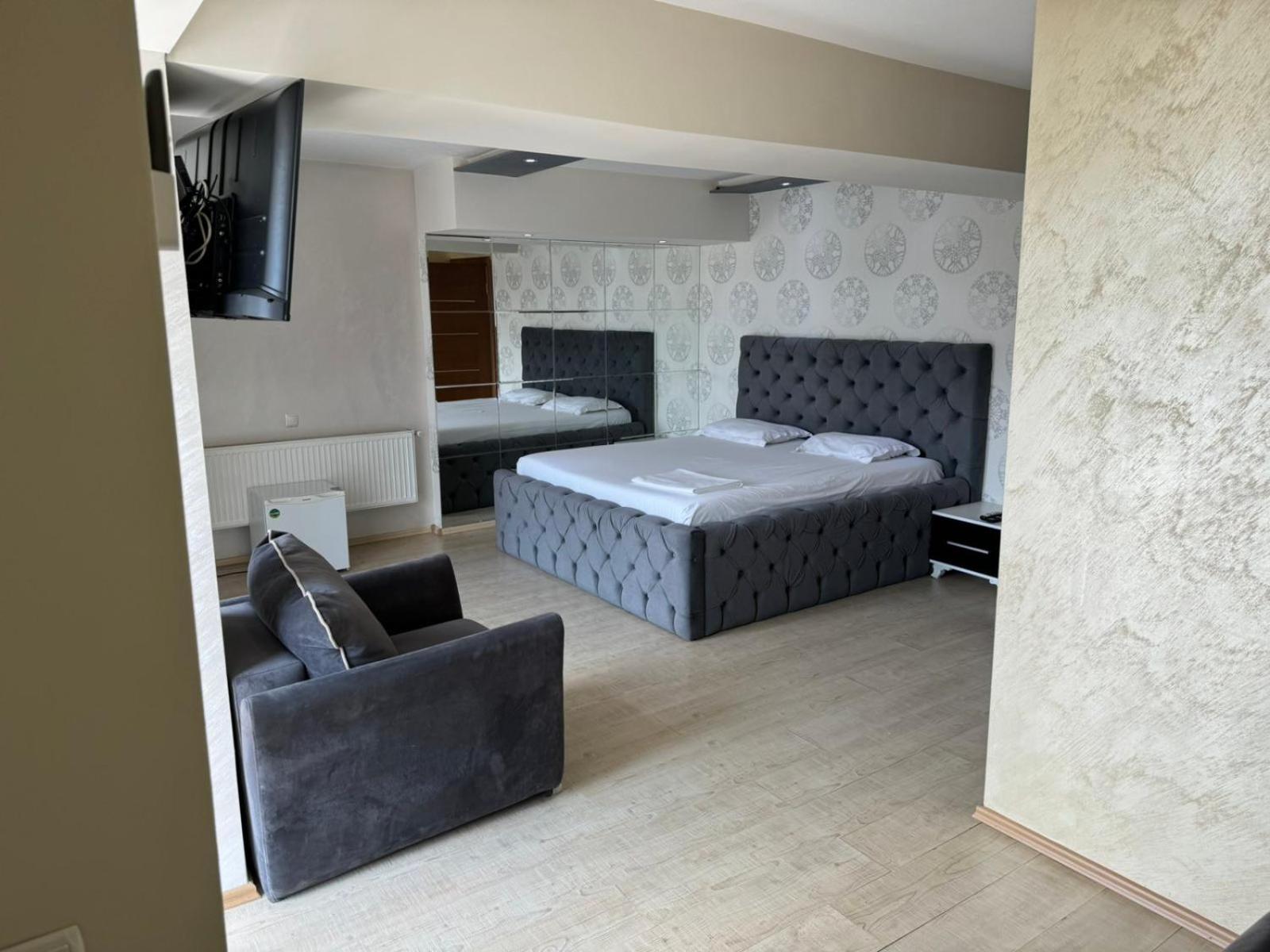 Hotel Pashtriku Gjakova Luaran gambar