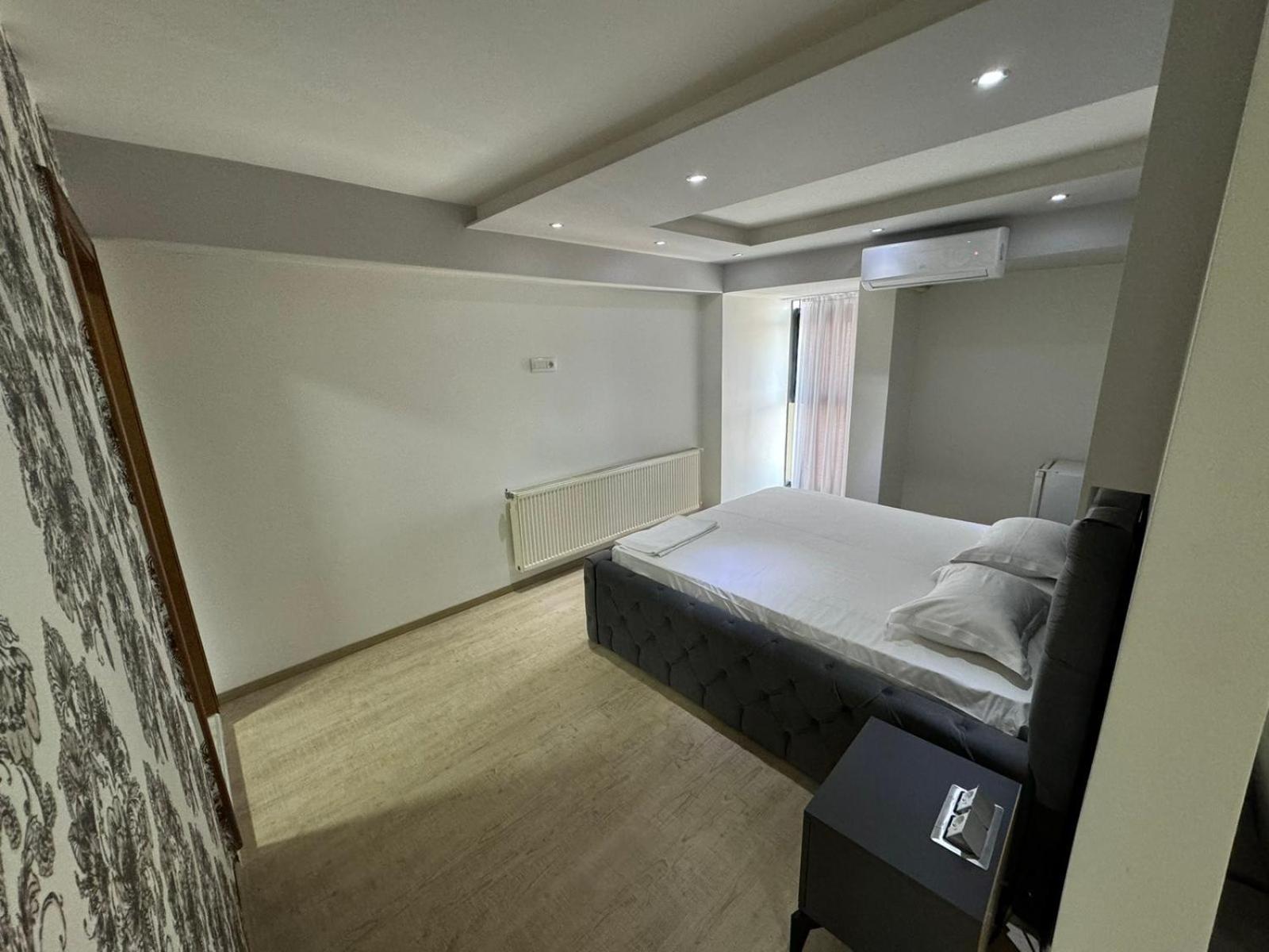 Hotel Pashtriku Gjakova Luaran gambar