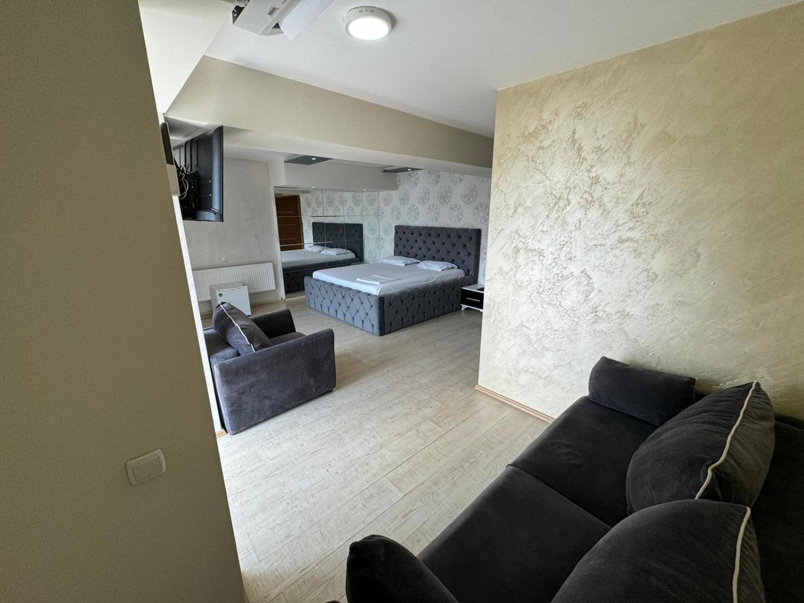 Hotel Pashtriku Gjakova Luaran gambar