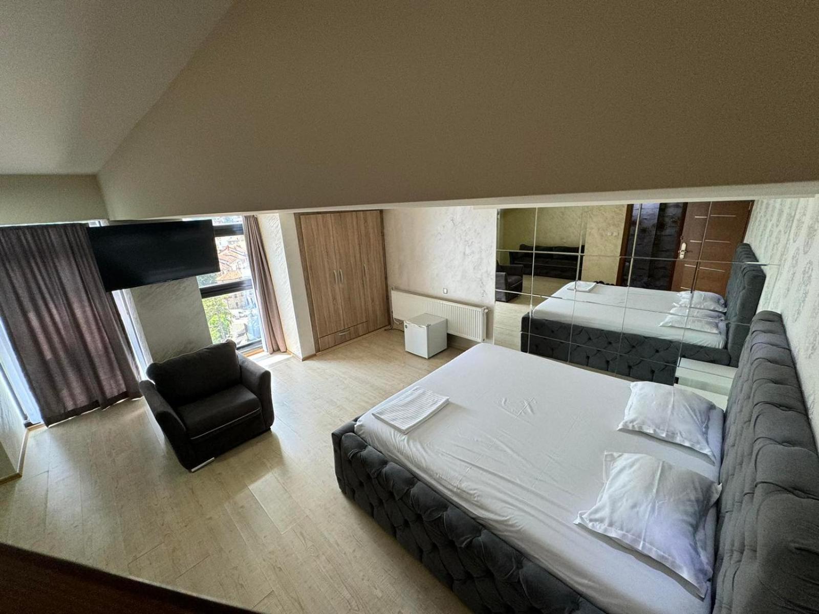 Hotel Pashtriku Gjakova Luaran gambar